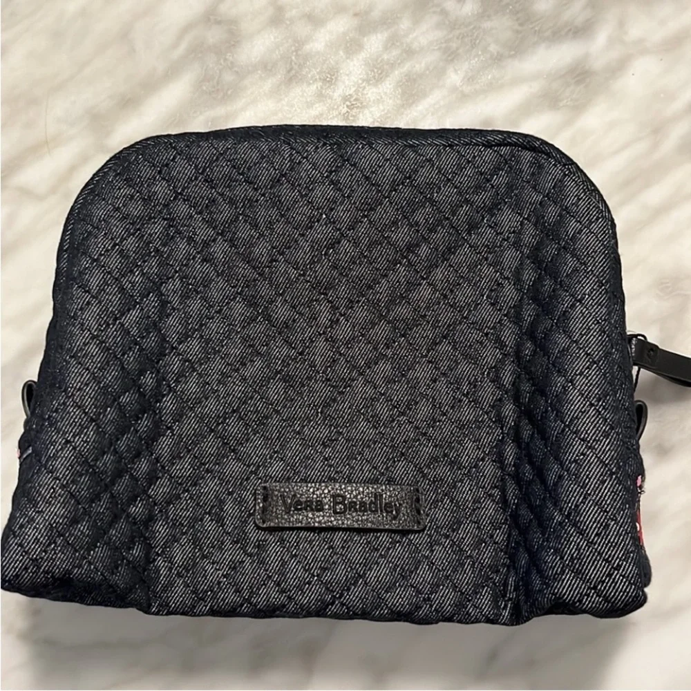 🎉HP🎉Vera Bradley Stitched Hearts Denim Medium Cosmetic Makeup Bag Pouch NWT